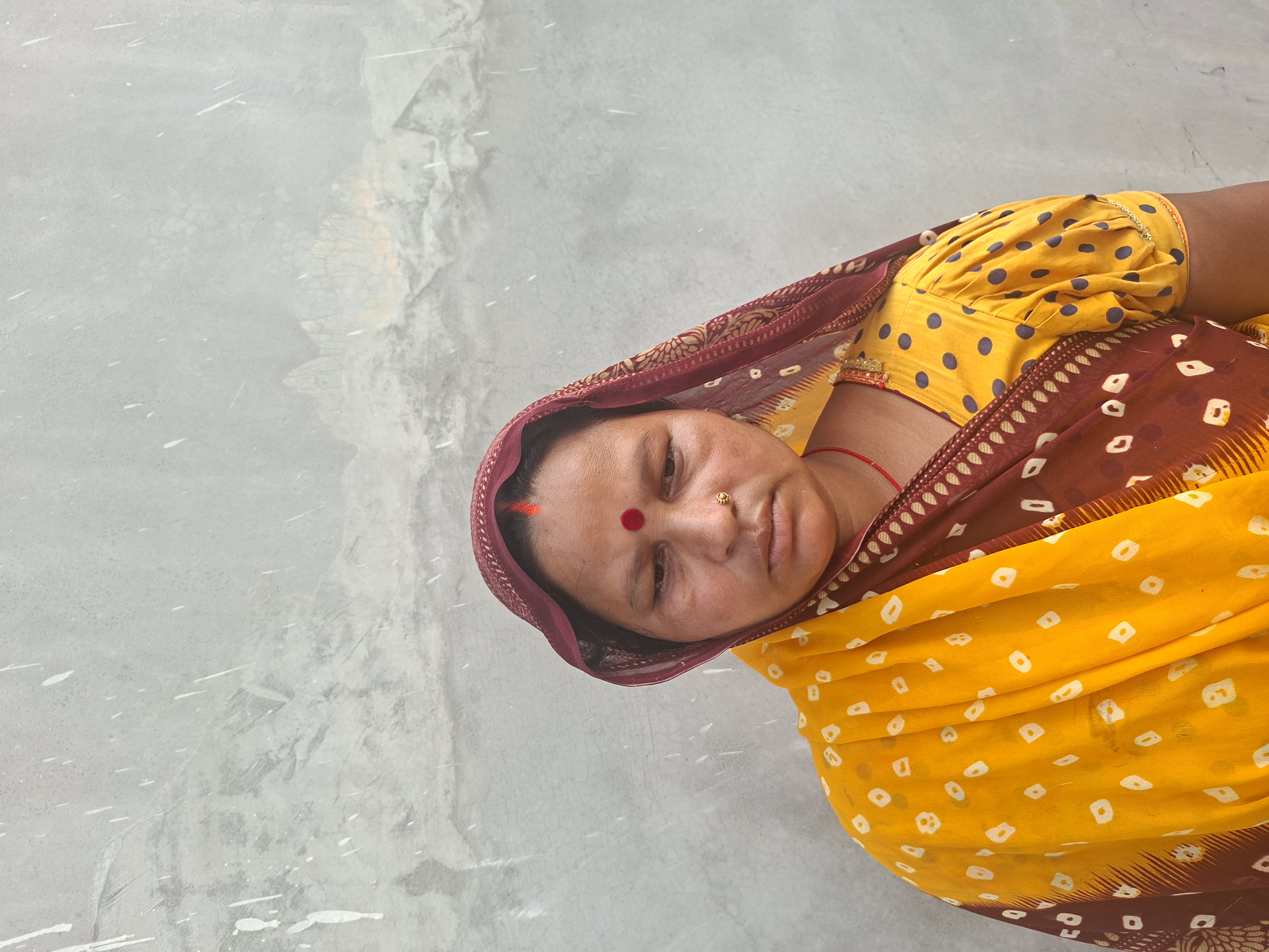सोफा 5  sitar palng  6×7 3 sitar firij   danig टेबल 